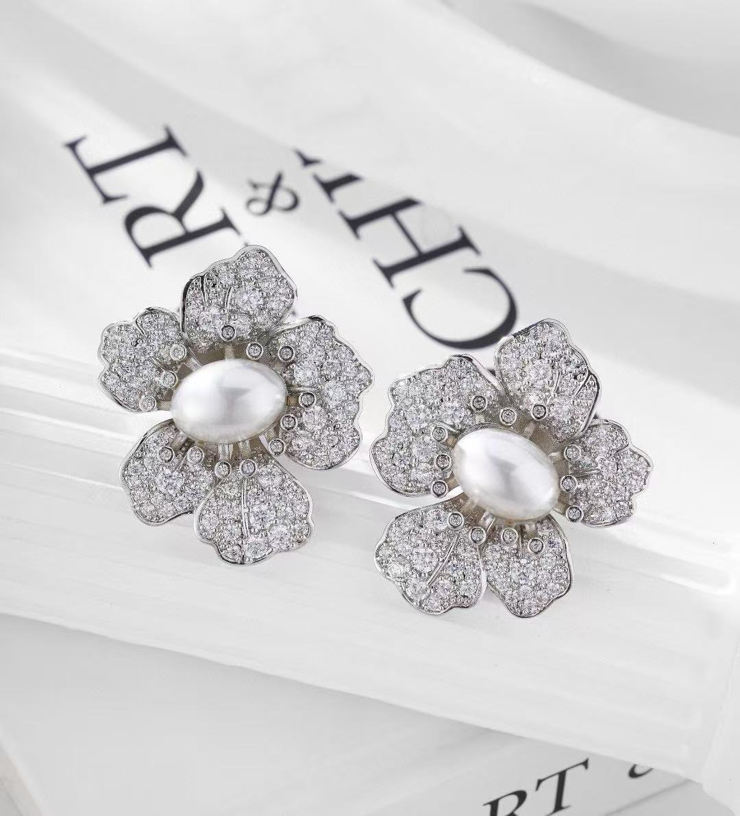 #300 Recommended Classic Stud Earrings - 18K Gold Plated | Bo Cheng Jewelry