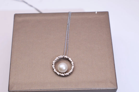 8mm Freshwater Pearl Pendant 925 Silver Braided Circle Wholesale View 2