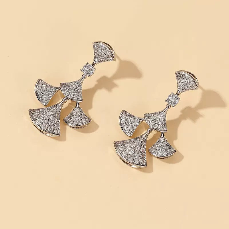 Multi-fan Micro-inlaid Necklace Zircon - 18K Gold Plated | Bo Cheng Jewelry