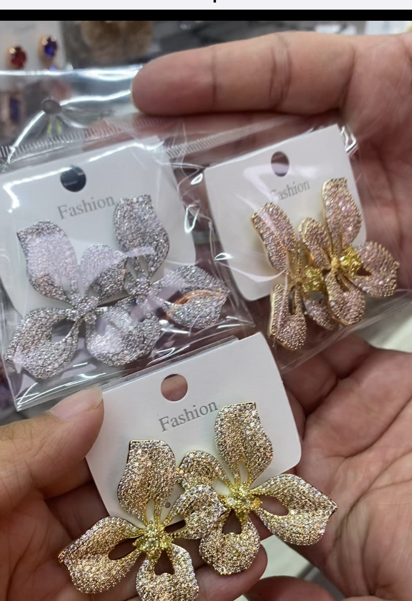 Luxury simulated diamond trendy ear accessories 18K gold plated wholesale
