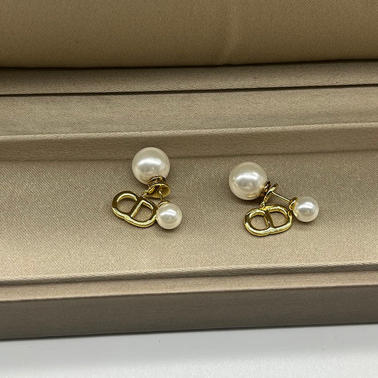 Multi-wear pearl earrings worn on ear gold plated supplier