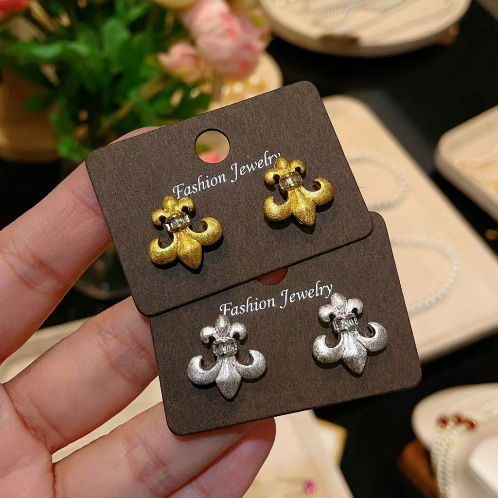 Matte Brushed Fleur-de-Lis Sculptural Stud Earrings | Wholesale Fashion Earrings | Bo Cheng Jewelry