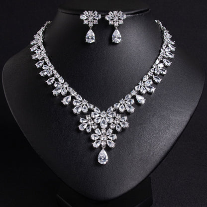 Shining Zircon Bridal Necklace Set Gold Plated OEM View 3