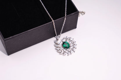 Unique design 2CT cultured emerald necklace