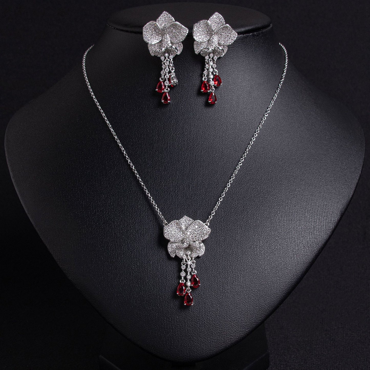 Luxury Tassel Flower Earrings Necklace Set 18K Gold Plated Wholesale