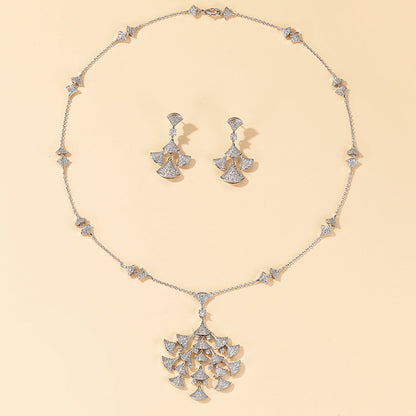 Multi-fan Micro-inlaid Necklace Zircon - 18K Gold Plated | Bo Cheng Jewelry - View 2