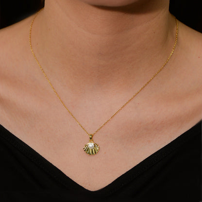 S925 Sterling Silver Plated 14K Gold Pearl Shell Necklace Women's Elegant Elegant European and Ameri