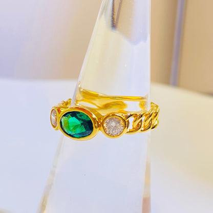 A best-selling design in the US and Europe, this trendy ring features a captivating 5x7mm oval lab-grown emerald. Its timeless appeal is crafted from sterling silver and finished with a brilliant 18K gold plating. The classic yet modern aesthetic is a flattering choice that beautifully complements any skin tone, making it a must-have for a curated jewelry collection.