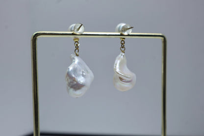 925 Sterling Silver Baroque Pearl Earrings
