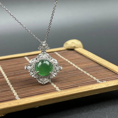 Green Chalcedony Necklace