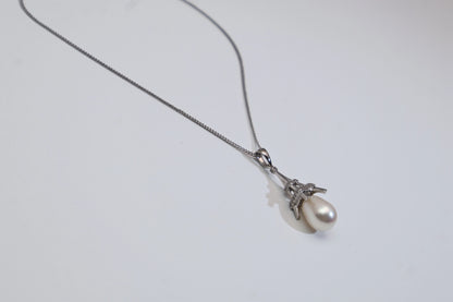 Eiffel Tower Pearl Drop Necklace,