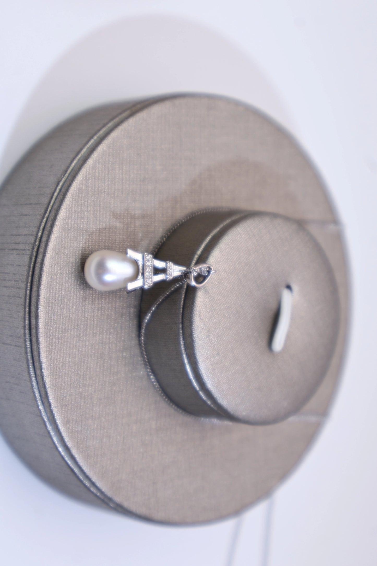 Eiffel Tower Pearl Drop Necklace,