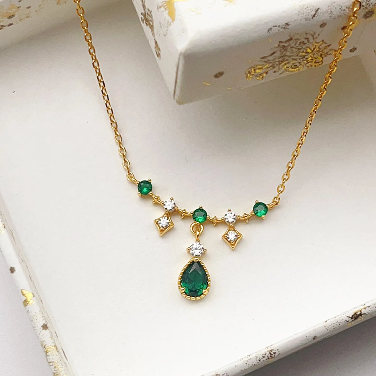 Luxury Pearl Clavicle Chain