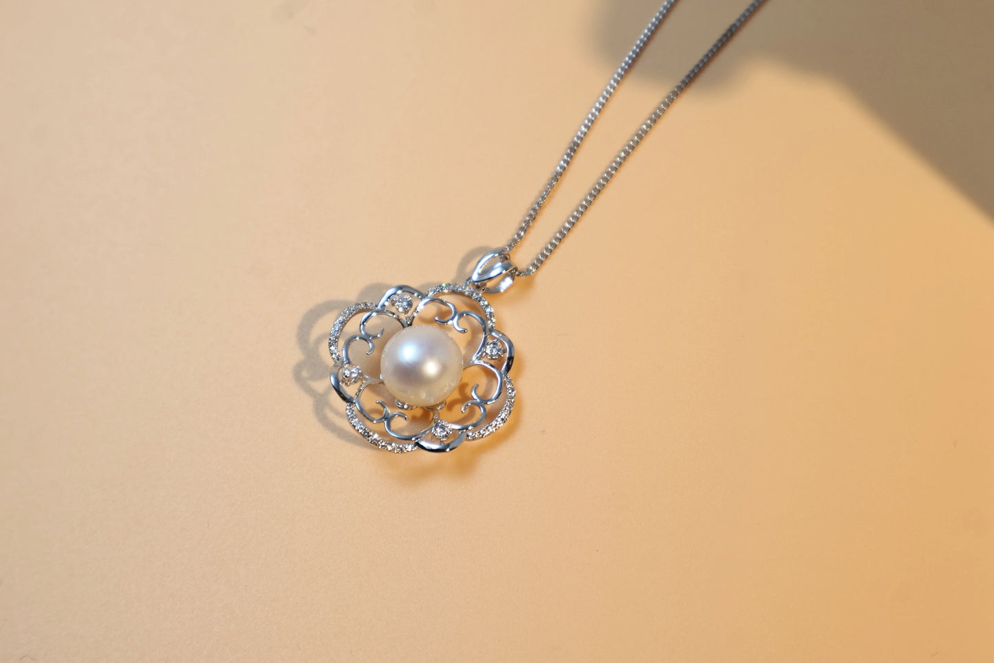 Floral Freshwater Pearl Pendant Necklace 925 Sterling Silver