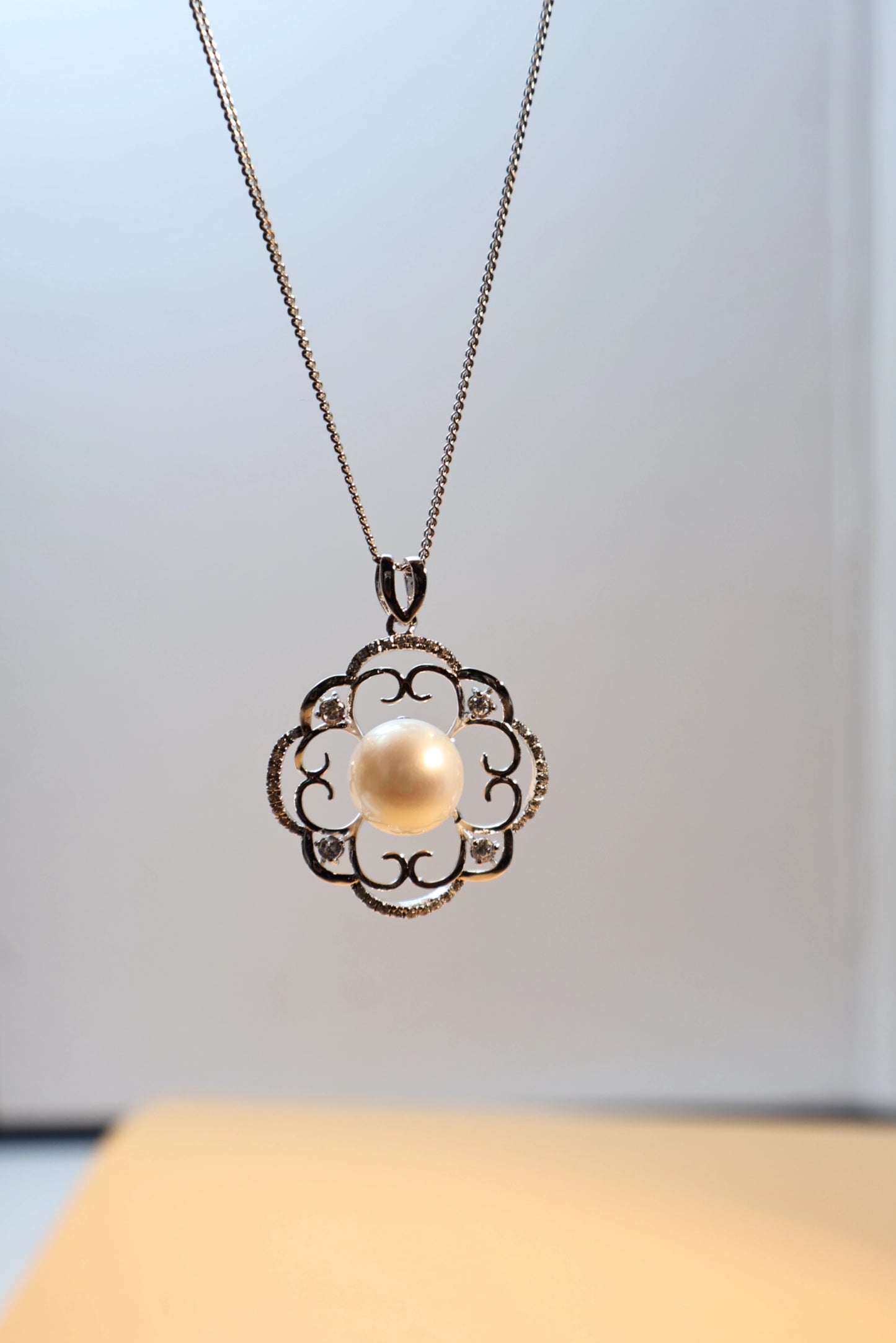 Floral Freshwater Pearl Pendant Necklace 925 Sterling Silver