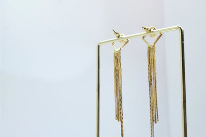 Long tassel pearl earrings