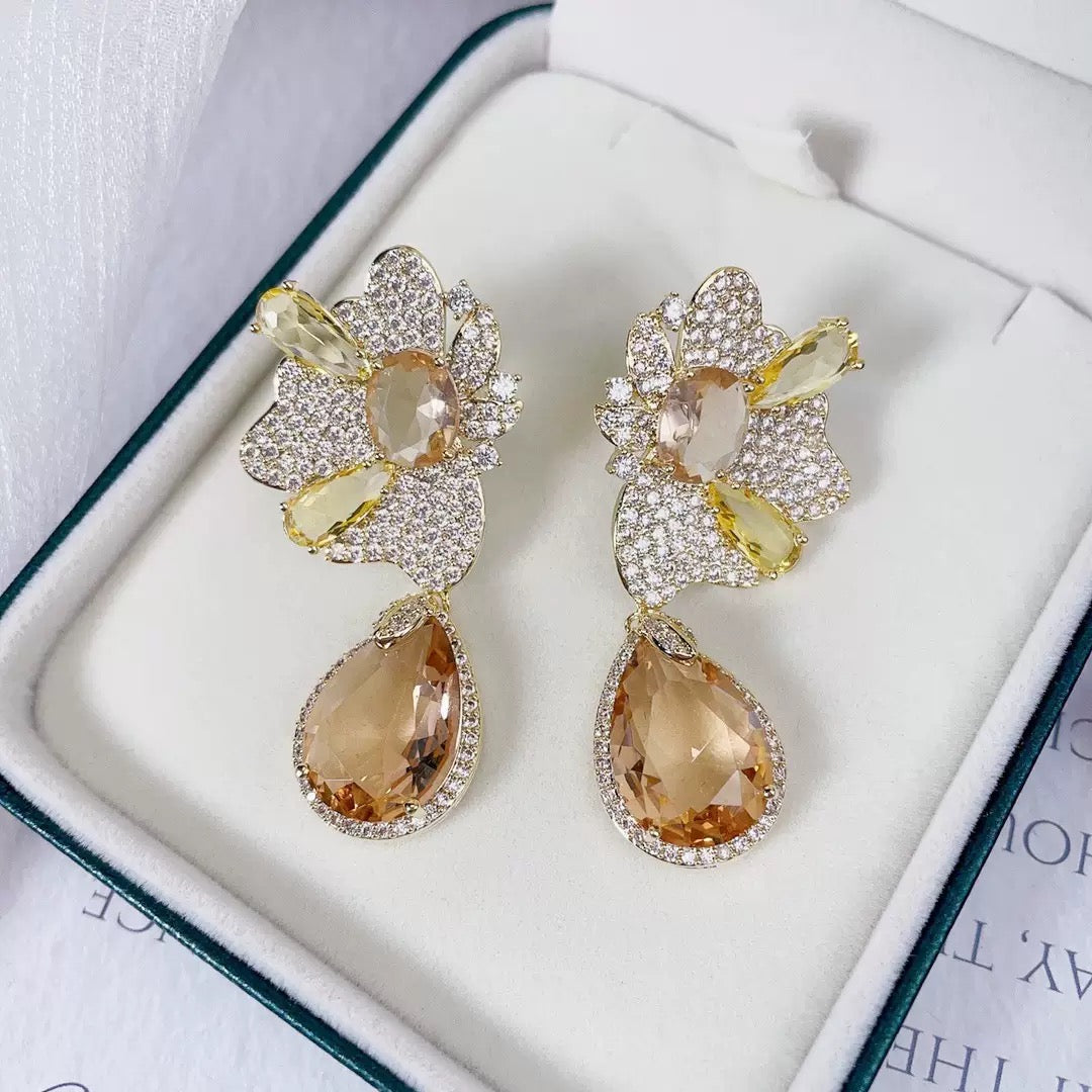 #025 Classic Cubic Zirconia Trendy Ear Accessories - 18K Gold Plated | Bo Cheng Jewelry