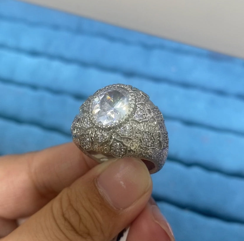 Luxury statement simulated diamond luxurious finger ring 18K gold plated wholesale