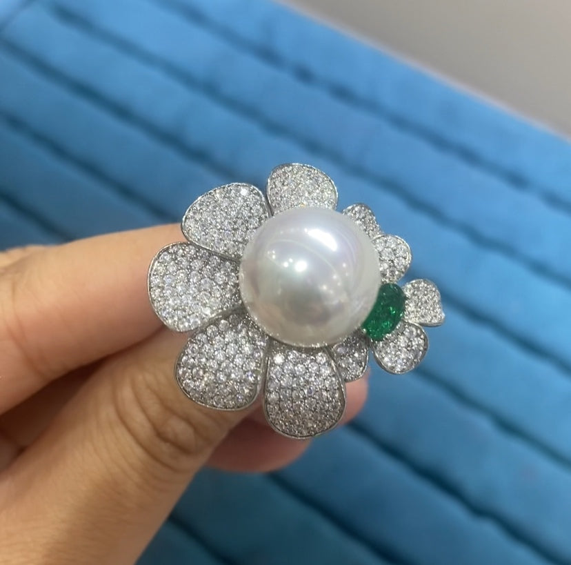 R063 Oversized Pavé CZ Daisy Flower Pearl Cocktail Ring | 3 Colors | Gold Silver | Bo Cheng