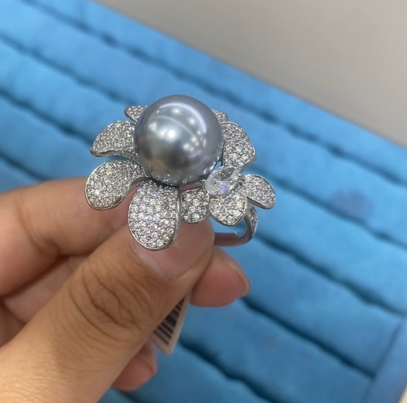 R063 Oversized Pavé CZ Daisy Flower Pearl Cocktail Ring | 3 Colors | Gold Silver | Bo Cheng