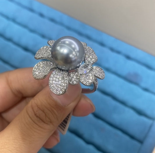 R063 Oversized Pavé CZ Daisy Flower Pearl Cocktail Ring | 3 Colors | Gold Silver | Bo Cheng