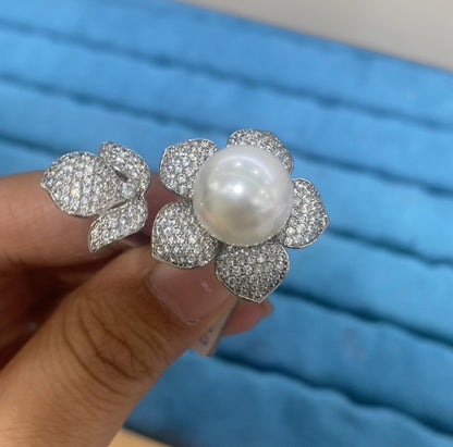 R090 Pearl Flower Pavé CZ Cocktail Ring | Gold & Silver | Two Colors | Bo Cheng Jewelry