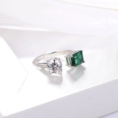 1CT Open Emerald Ring Close-up Detail - Craftsmanship Excellence