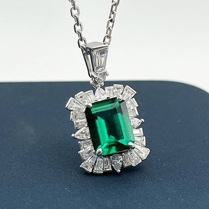 1.5CT Emerald Necklace