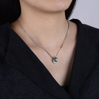 Emerald Necklace 2CT