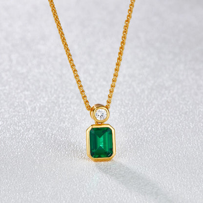 1.3 CTEmerald Necklace in  Perfume Bottle