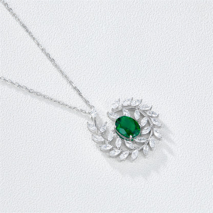 2CT Emerald  Necklace