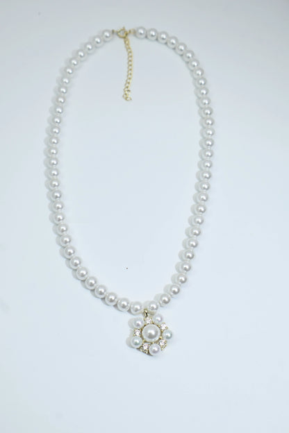 pearl necklace