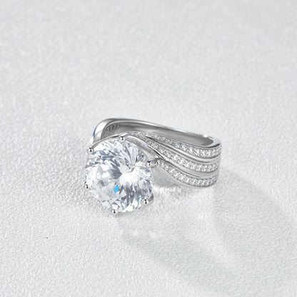 High-Carbon Diamond Ring