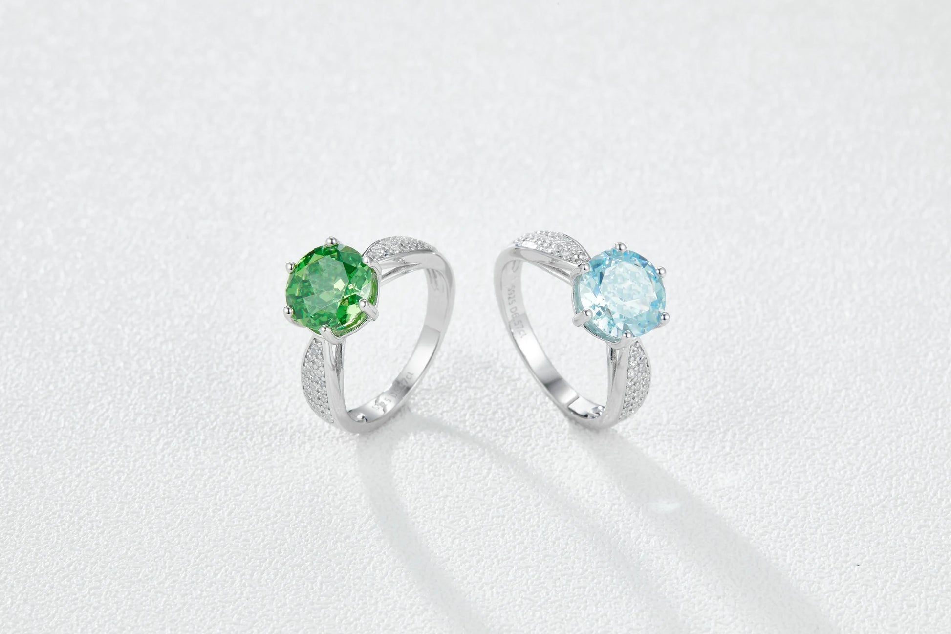 Simulated diamond piece worn white gold plated supplier
