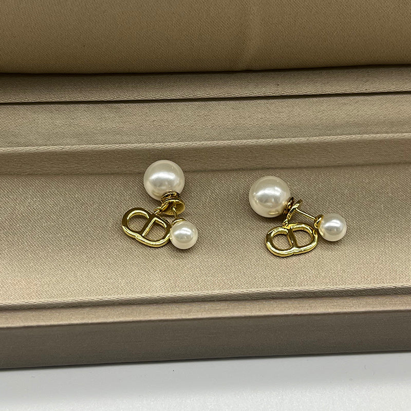 CD Multi-Wear Pearl Earrings