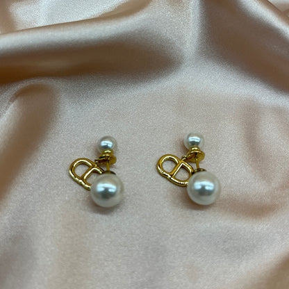 CD Multi-Wear Pearl Earrings