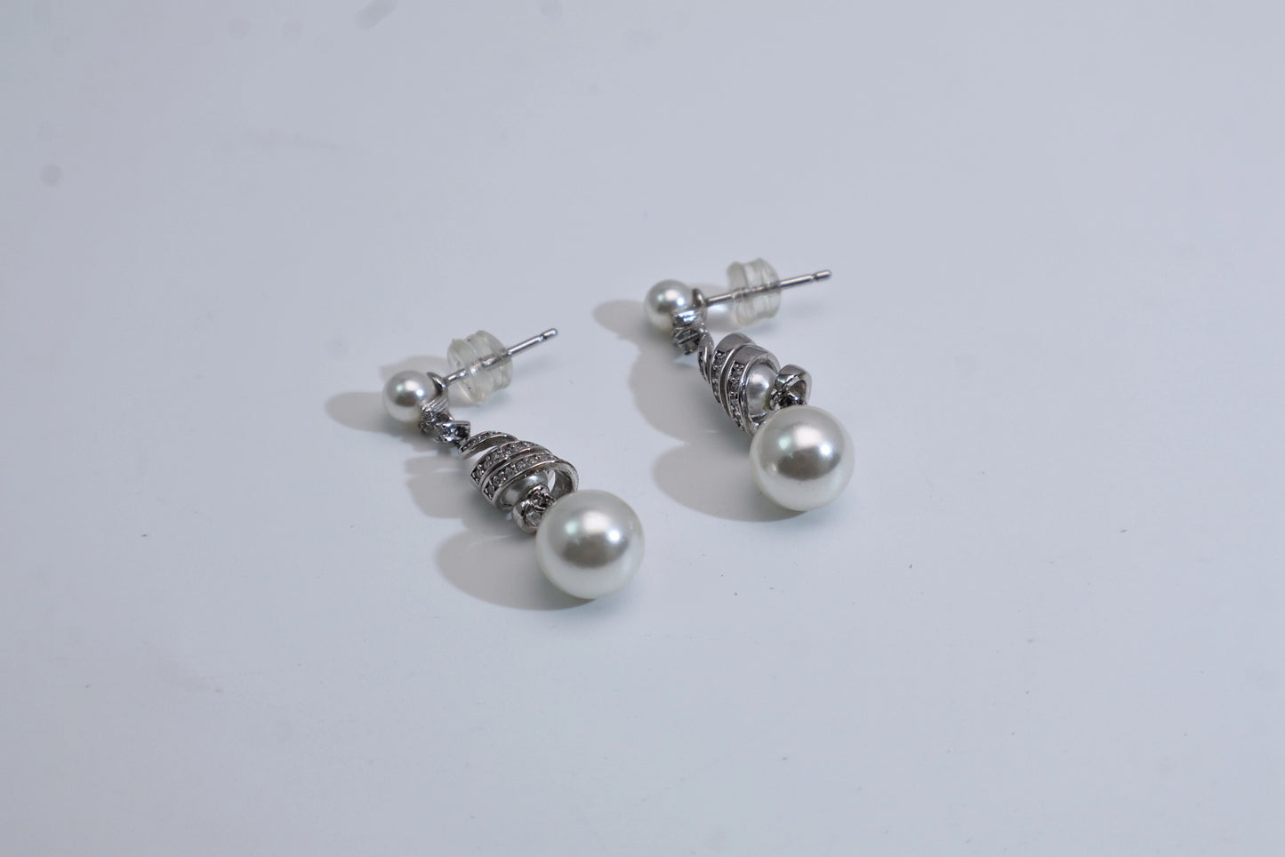 925 Sterling Silver Threaded Rotating Pearl Earrings