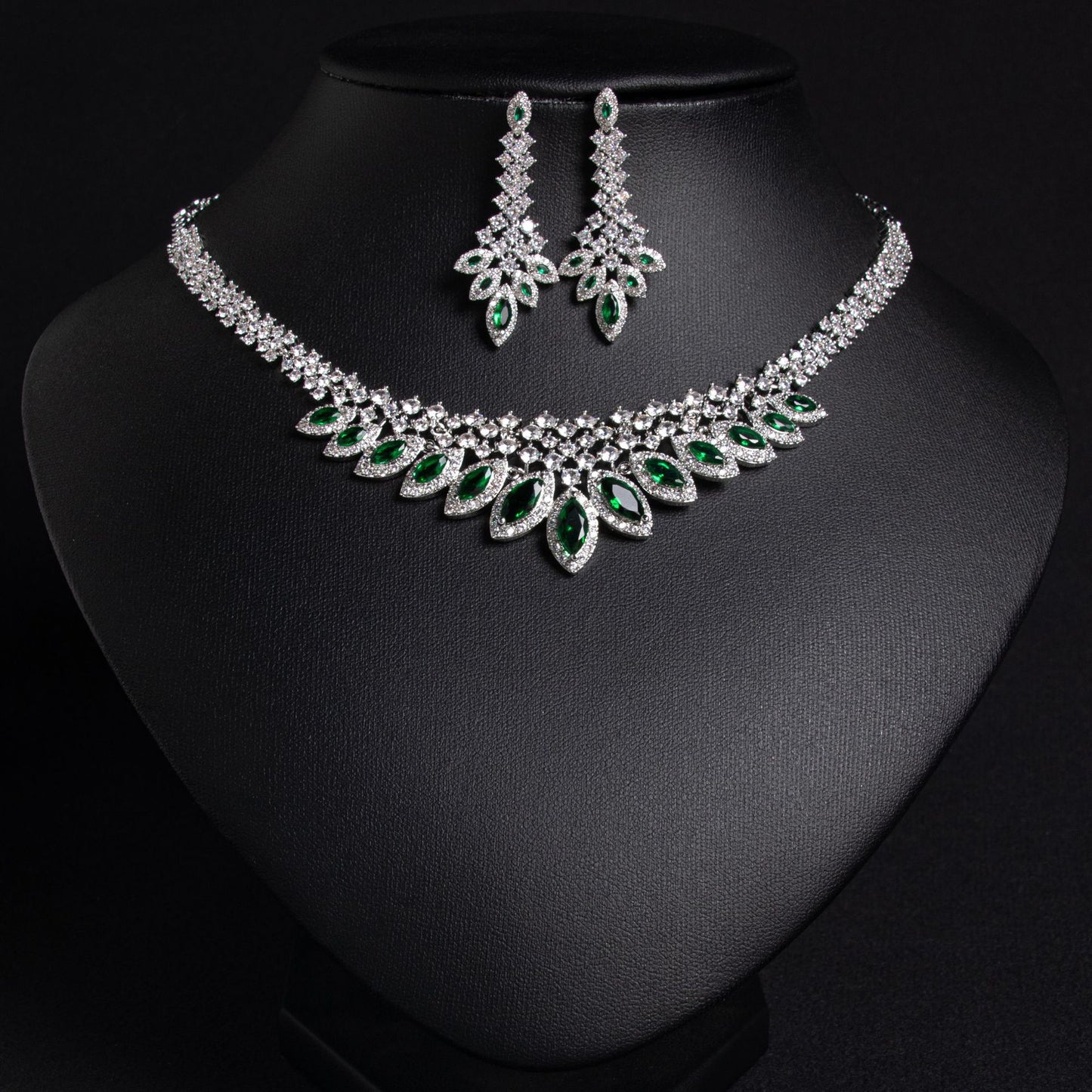 Green CZ Korean Style Necklace 18K Gold Plated OEM