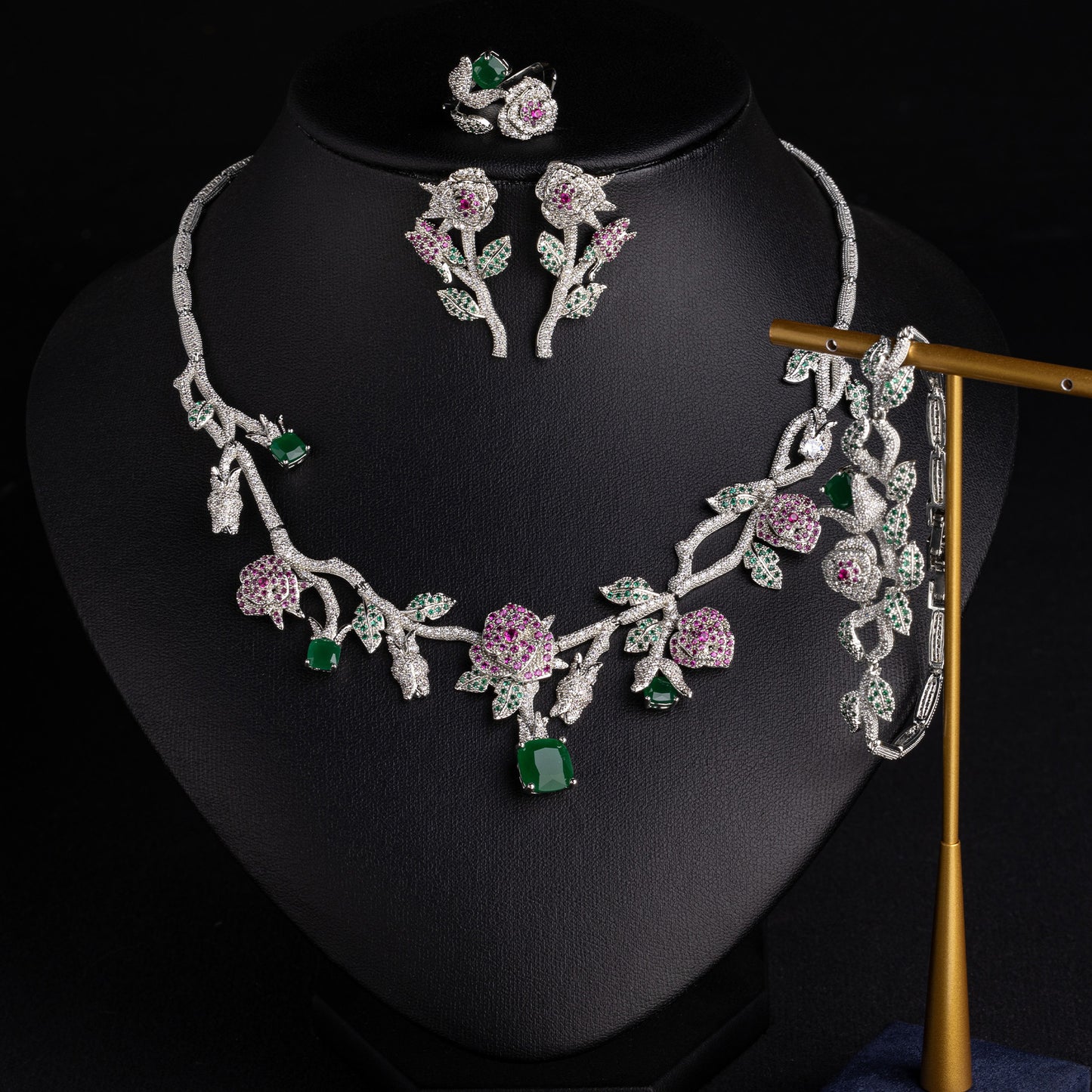 18K Gold Plated Floral Bride Necklace Set Wholesale View 3