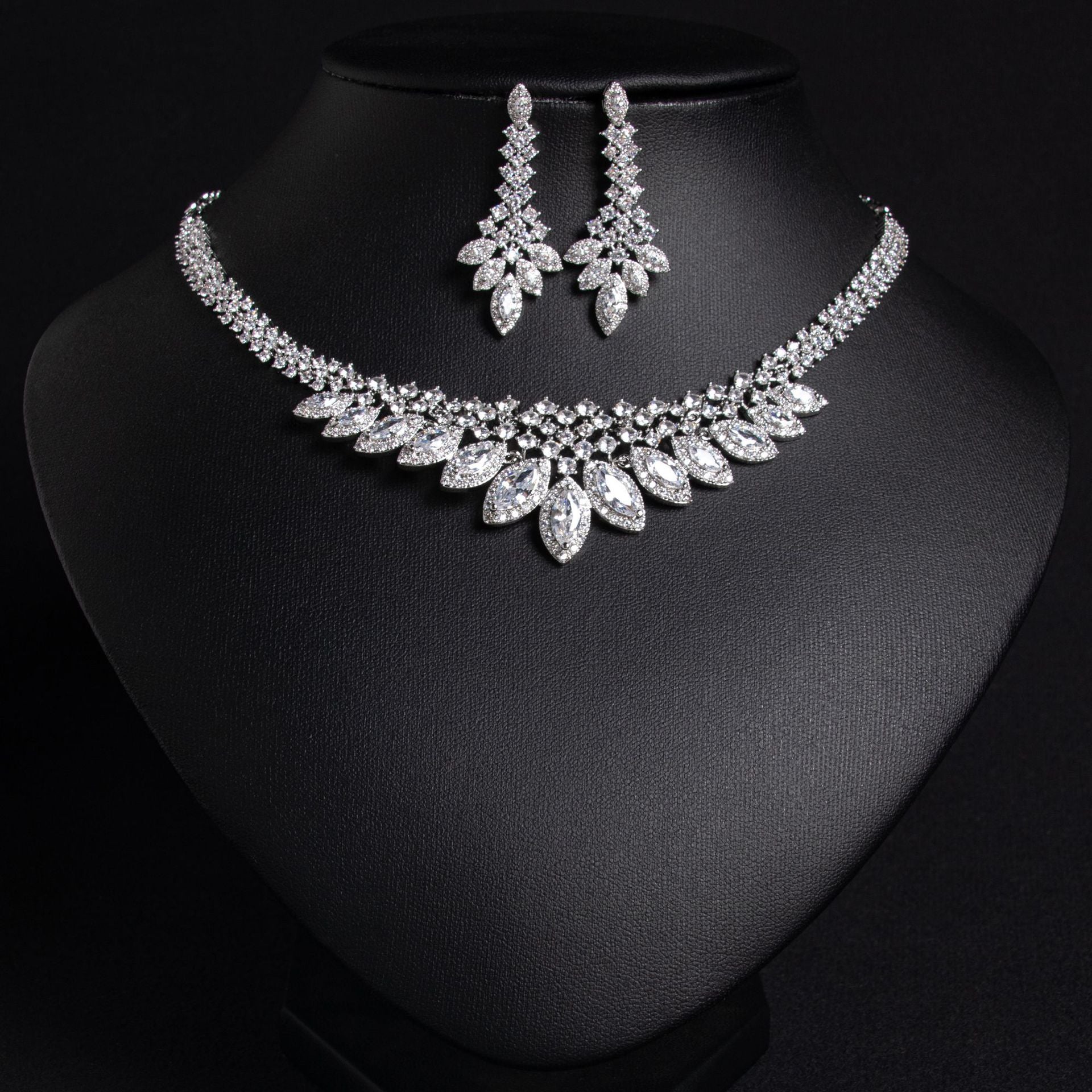 White CZ Korean Minimalist Necklace 18K Gold Plated